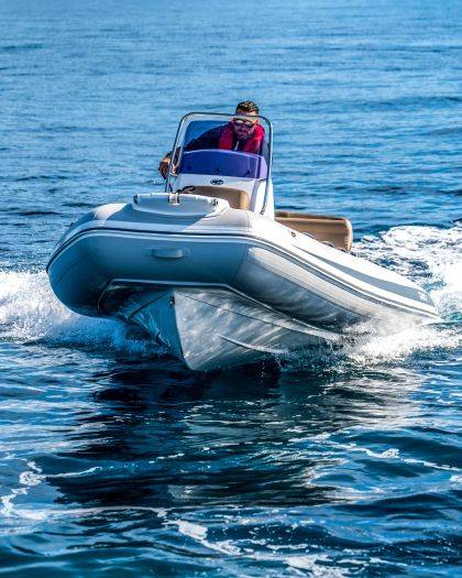 grand 520 Silver Line disponible chez Marseille Yachting