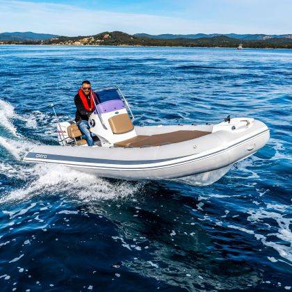 Semi rigide Grand S520 NL + 50cv Honda ltru + remorque