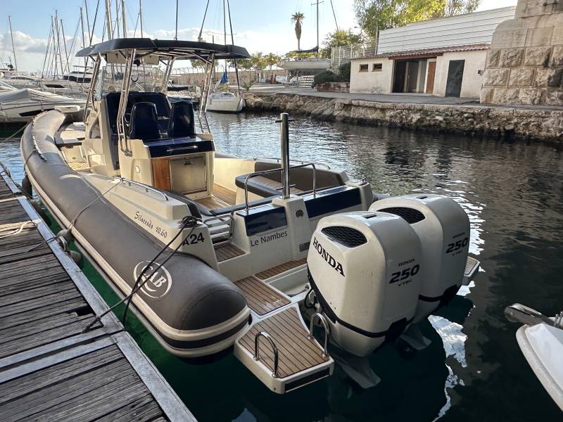 Bateau vue de l'arrière 