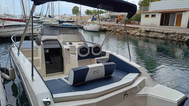 Bateau moteur 7 mètres avec 200CV AS 23