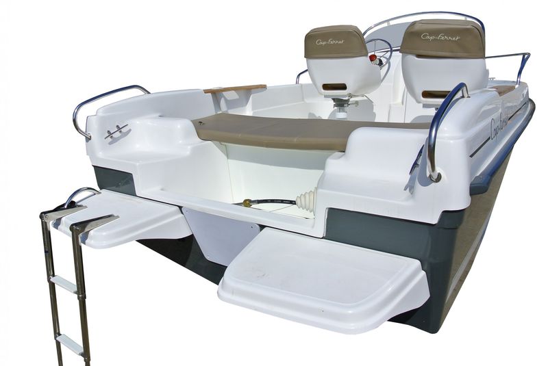 bateau a moteur B2 Cap ferret 472