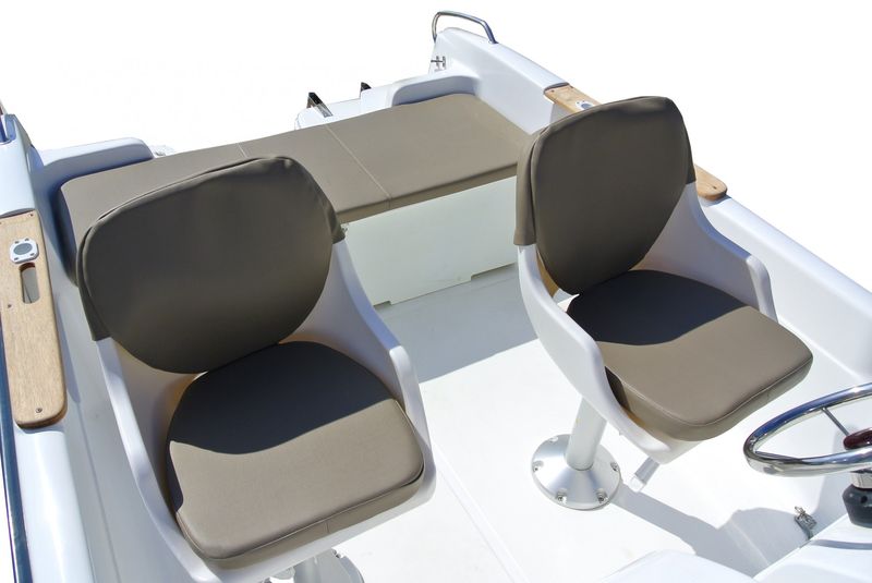 bateau a moteur B2 Cap ferret 472