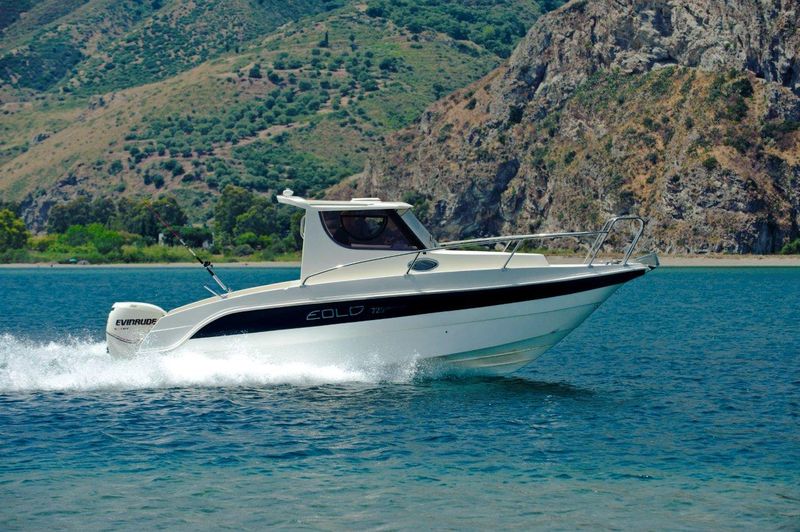 Eolo 725 Top Fishing