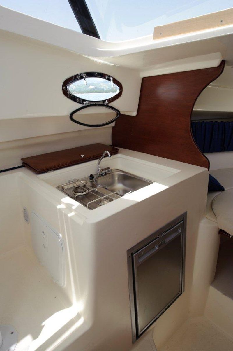 Eolo 725 Top Fishing