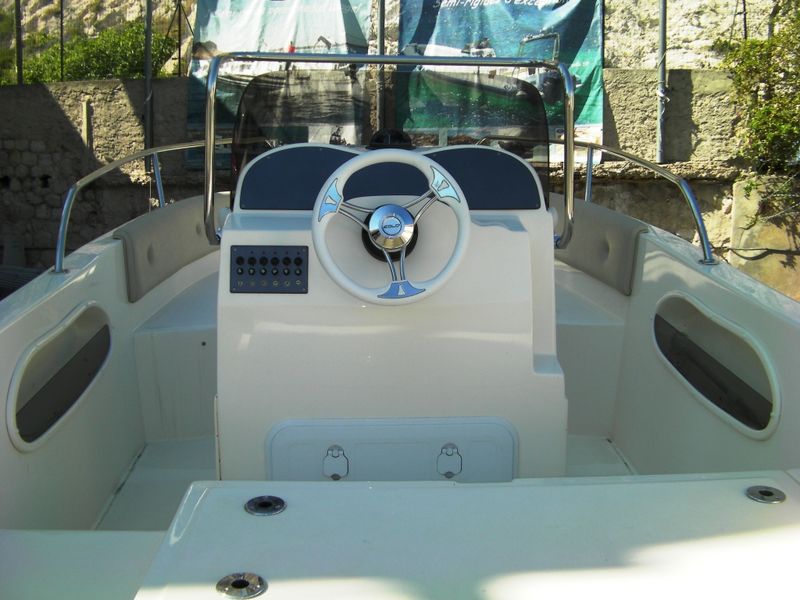 Vente de bateau coque EOLO 570 Open : il a tout d'un grand !