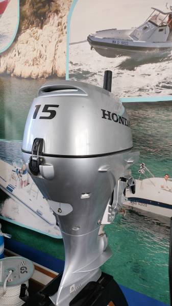 Moteur hors bord en Occasion BF15 HONDA Marine