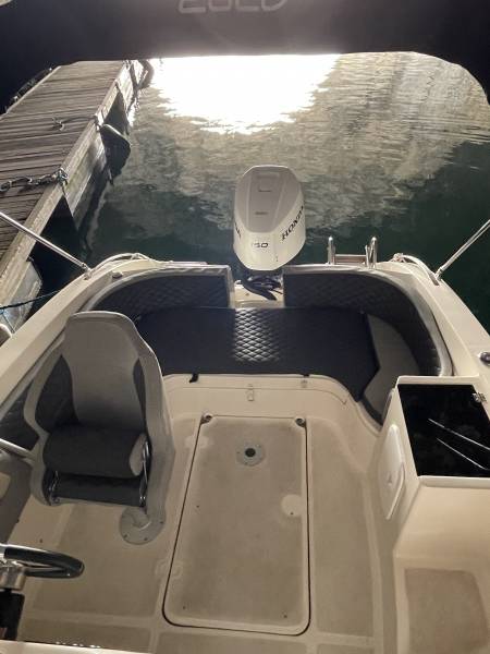 Vente bateau moteur 6m5 avec un moteur 150 CV Honda , Eolo 650 DAY