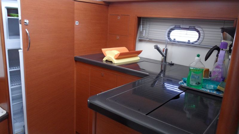 passez une journée atypique  sur  une  Vedette Prestige 400