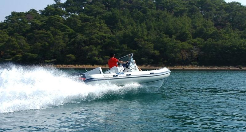 Semi rigide  Northstar 195 rt à Marseille