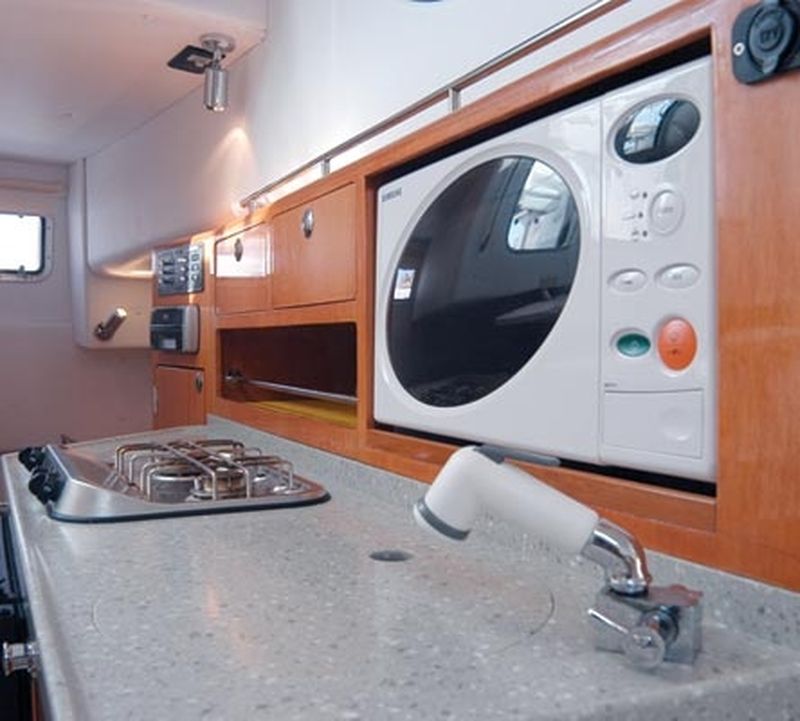 Bleu  Calanque vous propose le bateau Northstar 320 wa