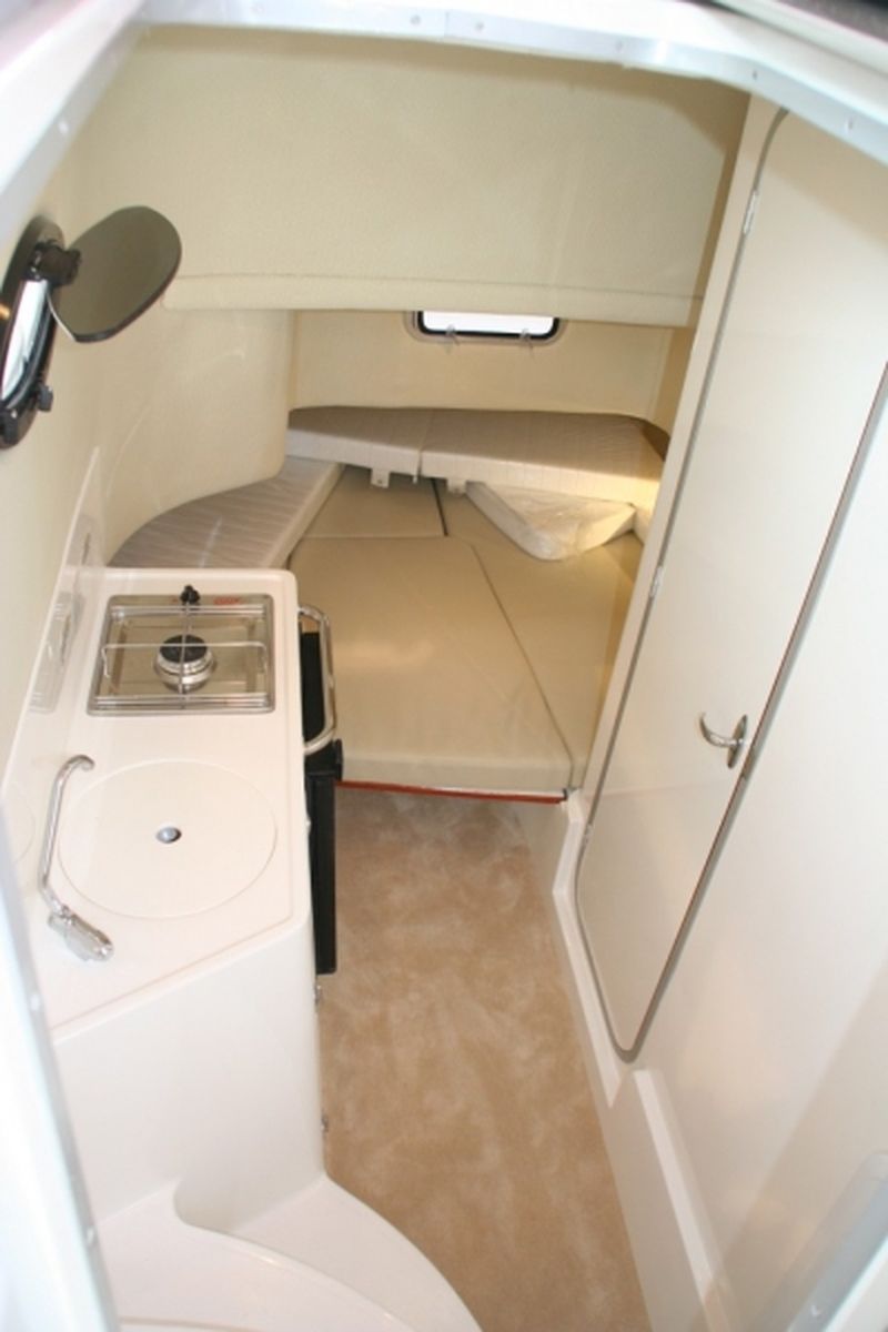 Bleu  Calanque vous propose le bateau Northstar 260 ccd