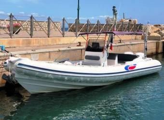 Vente: Selva D800 2x115CV (en stock)