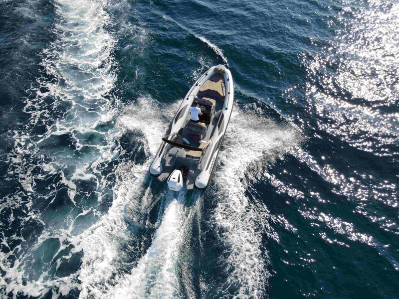 Grand 750 GL  avec 250cv Honda 2023 à saisir